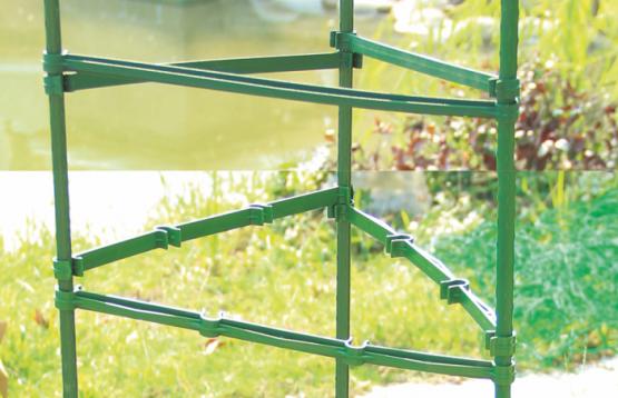 Komplet 5 sztuk łączników do plastikowych tyczek. Możliwość regulowania łączników umożliwia dostosowanie podpory do każdej rośliny.