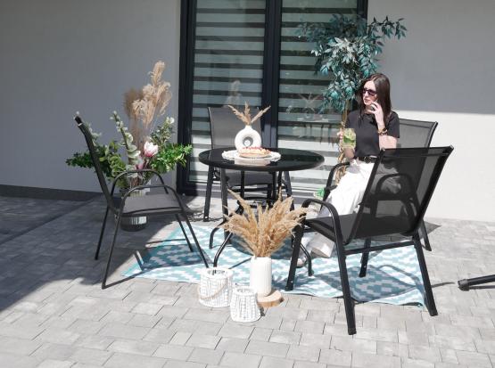 Zestaw Mebli Ogrodowych Garden Line Czarny (4 Krzesła + Okrągły Stolik)