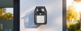 LAMPA SOLARNA LED Z CZUJNIKIEM RUCHU 12 x 17 x 5,8 CM